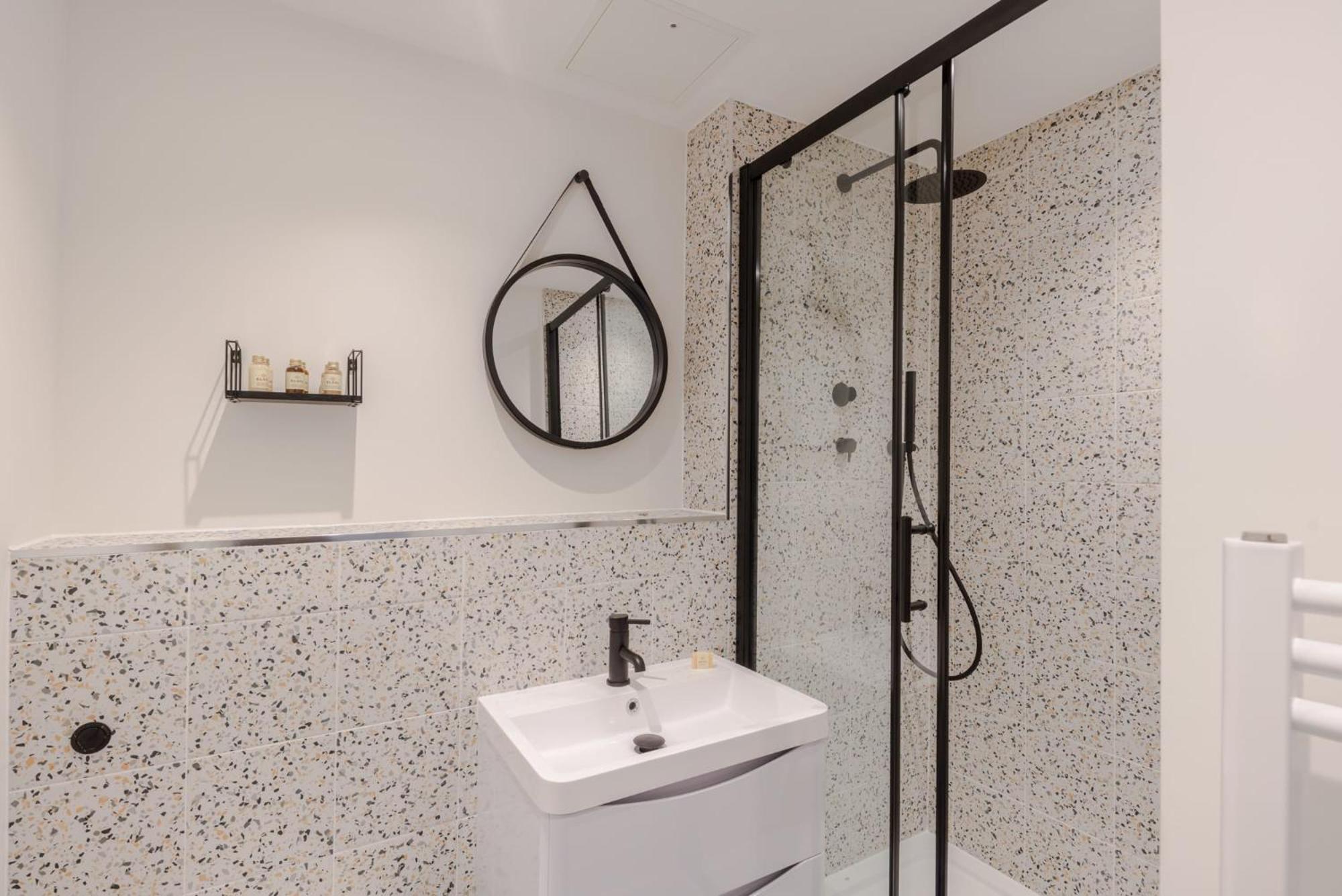 The Sensual Breeze - Fitzrovia - Frankie Says Appartement Londen Buitenkant foto